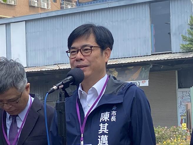 高雄市長陳其邁14日表示，將持續以開源節流的方式維持水情。（楊舒婷攝）