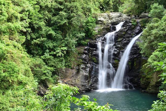 铜奖-黄成福＿遇见双流（双流国家森林游乐区）。(屏东林管处提供)