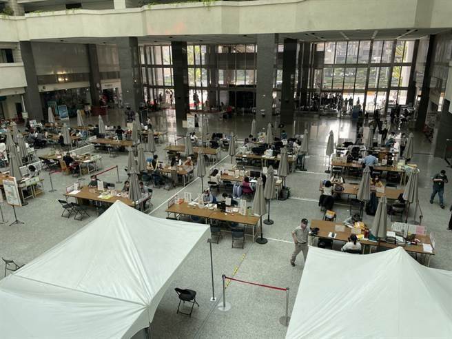 高雄市政府14日公布9職等以上人事調動，此次調動以民政局區長調動為主。（本報資料照片）