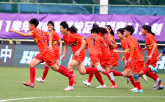 中學足聯》賽史第一次 惠文高中包辦男女雙冠