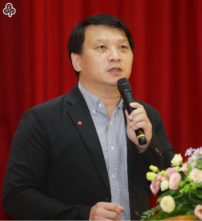 全国教师工会总联合会理事长侯俊良。(本报资料照)