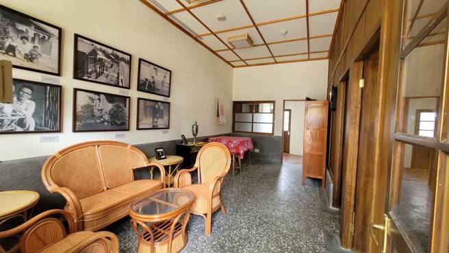 高雄台塑昆仲公园内，保存区内老宿舍原貌，飘着淡淡桧木香。（王莫昀摄）