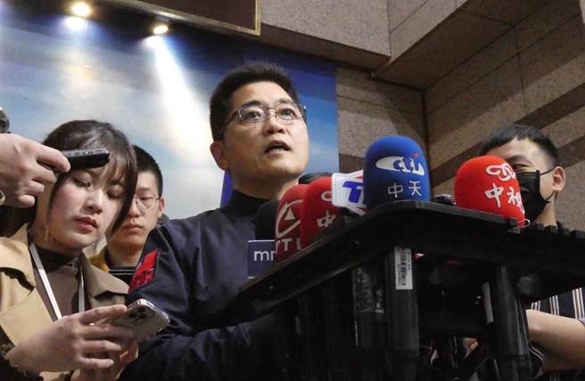 黄健庭说，一定会用公正方式，挑出最强候选人替国民党打赢2024总统选战。（本报资料照）