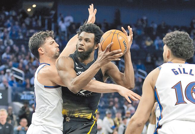 威金斯回归助勇士卫冕首轮替补出发NBA