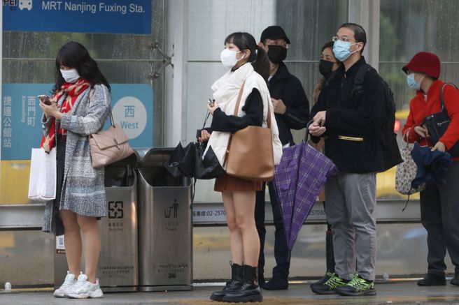 气象专家贾新兴表示，期待的下波春雨就在周三（19日）报到，周三、周四中南部有机会出现阵雨或雷雨。(资料照)