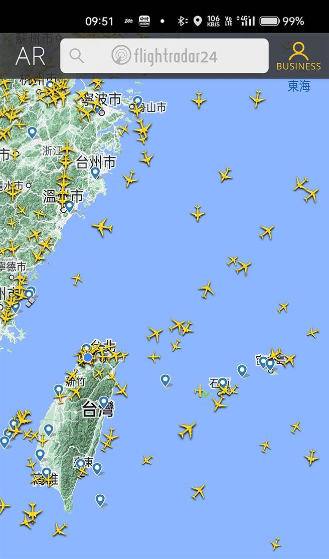 大陆民航部门16日上午9时30分起进行为时27分钟的航太活动时间，划设警示区管制飞航，依照Flightradar24网站显示，在管制时段内，该空域呈现净空状态。（截图自Flightradar24）