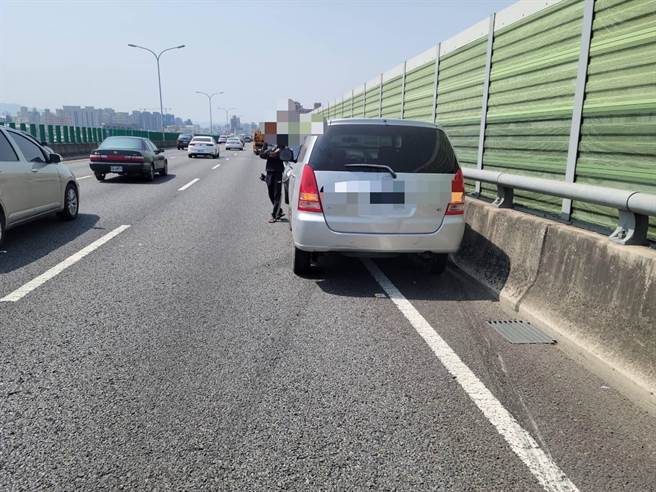 中市74快速道路3车连环车祸  5人受伤送医（警方提供）