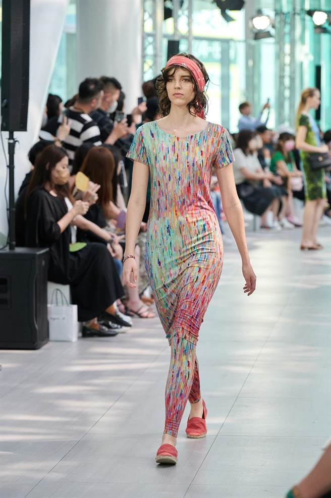 强烈个人色彩与环保意识的相对重视，已是agens b.的品牌核心理念之一。（agnes b.提供）