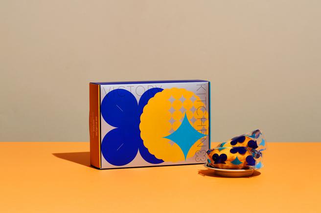 全联公益礼盒胜利厨房－鲜柠檬蛋糕，限量3000盒，459元。（全联提供）