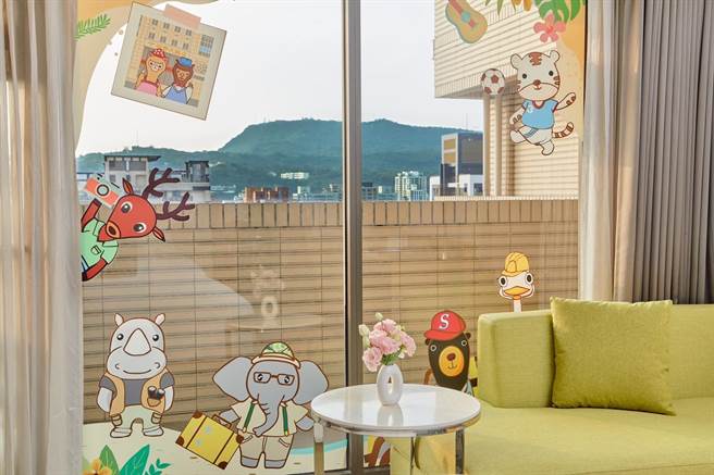 高雄福容大饭店寿Q家族主题房。（高雄福容大饭店提供）