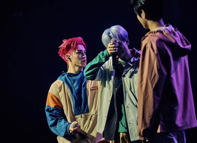 祖安昨晚在最后一首安可曲前，忍不住激动溃堤。(索尼音乐提供)