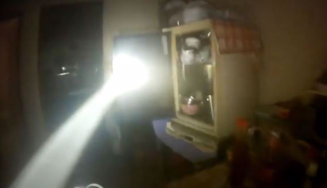 住警器发挥功效，土城民宅火警成功叫醒3人逃生。（翻摄自影片）