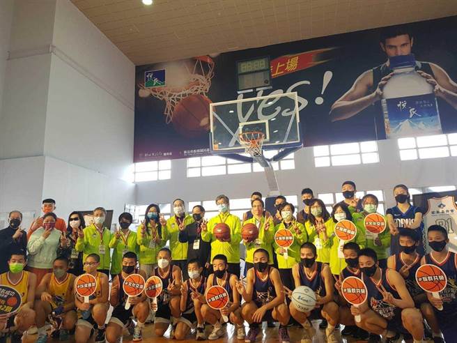 「2023原客青少年3對3籃球賽」苗栗場預複賽，7月22日將在竹南頭份運動公園登場，4月17日起至6月21日開放網路報名、免報名費，國中組冠軍可拿到7000元獎金、國小組冠軍則有5000元獎金。。（苗栗縣政府提供／李京昇苗栗傳真）