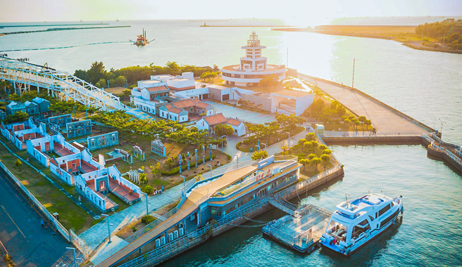 红毛港文化园区为观看大船入港必收景点。(图片提供/高市府文化局)
