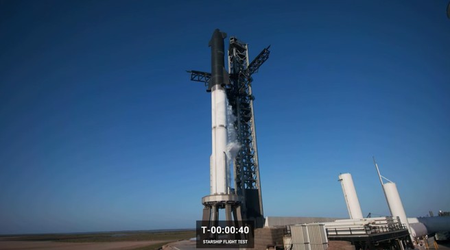 在倒数到40秒时，星舰超巨型火箭停止发射程序。(图/SpaceX)