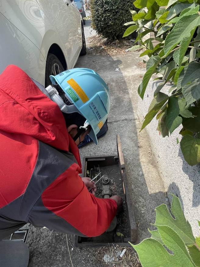 针对节水未达标的用水大户，台南已铅封359家水表。（台南市经发局提供／曹婷婷台南传真）