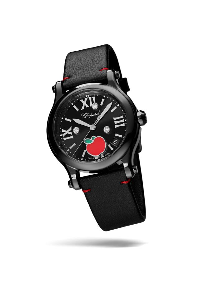 萧邦Happy Sport纽约第五大道大苹果腕表，黑色表盘搭配DLC涂层不锈钢表，限量17只。（CHOPARD提供）
