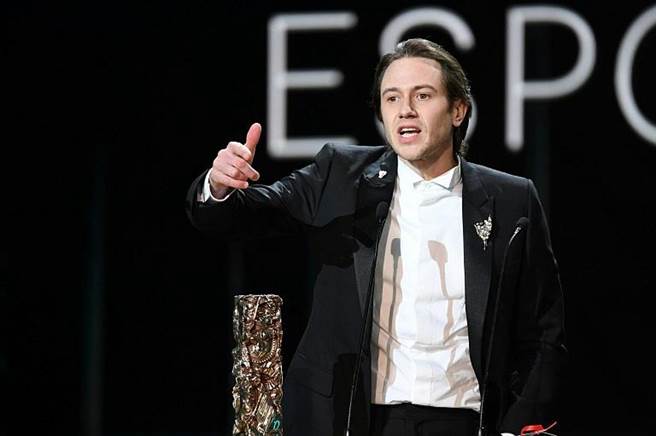 《追凶12夜》让巴斯钦布雍一举登封影帝行列。（海鹏提供）