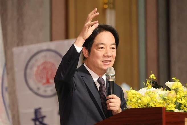 赖清德：现在是民主与专制选择的最关键时刻。总统府提供