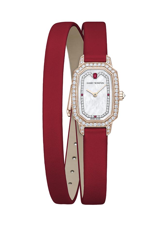 海瑞温斯顿印记Emerald系列红宝石腕表18K玫瑰金表壳。（Harry Winston提供）