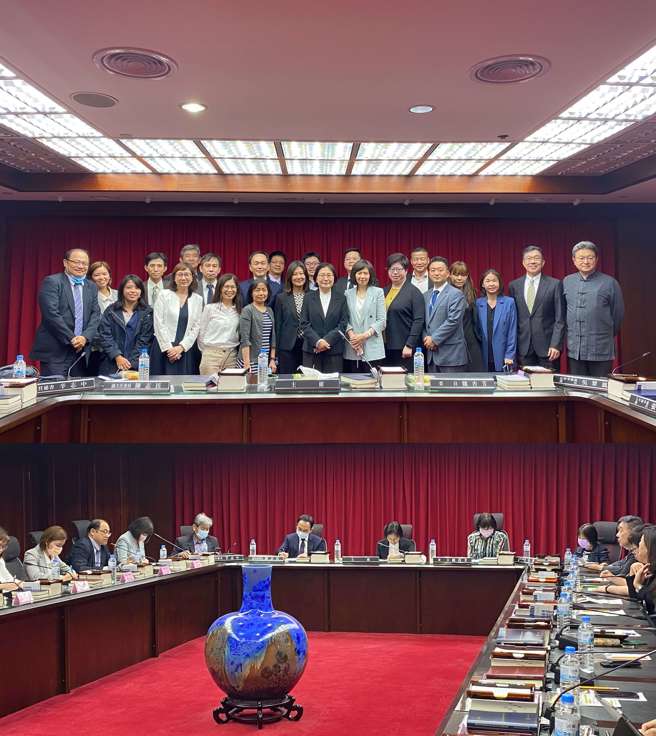 优良的传直销业受公平会监理主管。（图／中华民国直销协会提供）