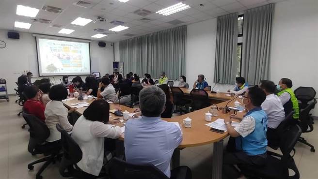 睽違兩年的新社花海今年將恢復舉辦，種苗改良繁殖場18日舉行地方座談會。（市議員吳振嘉提供／陳淑娥台中傳真）