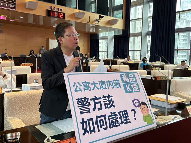 台中市议员林祈烽爆料，西屯区社区有租屋者拉k，却在警方上门查缉前连夜搬走。(林欣仪摄)