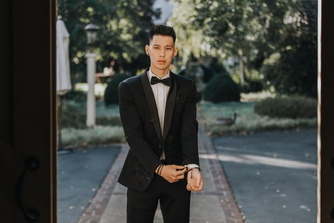 林书豪的结婚礼服全由YOYUU设计提供。(YOYUU提供)