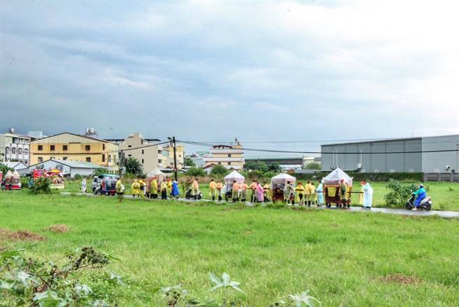 台中屯区「十八庄迎妈祖」活动，农历三月初一、20日从东女慈圣宫出发展开十八庒遶境。（民眾提供／冯惠宜台中传真）