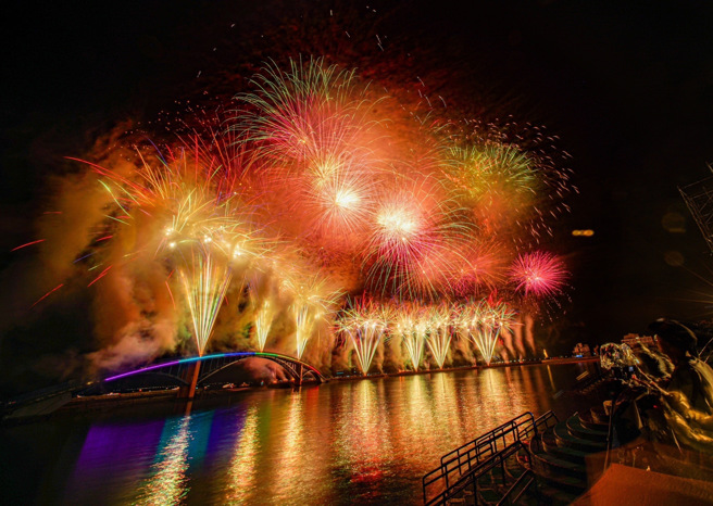 澎湖花火节开幕 最新画面曝光（照片澎湖县政府提供）