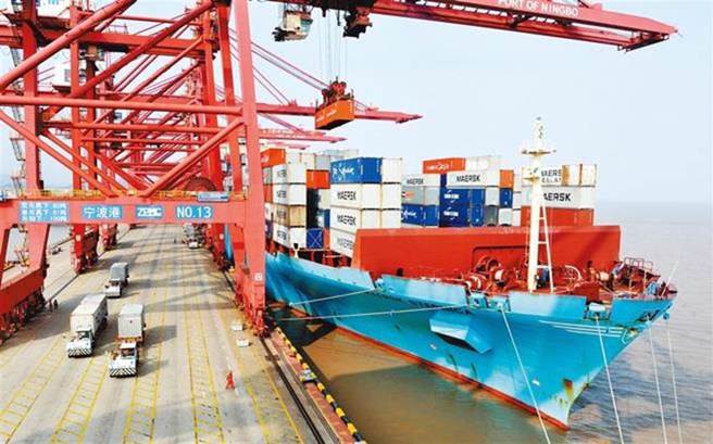 大陆船企拿下全球24艘汽车运输船全部订单。（示意图／新华社资料照）