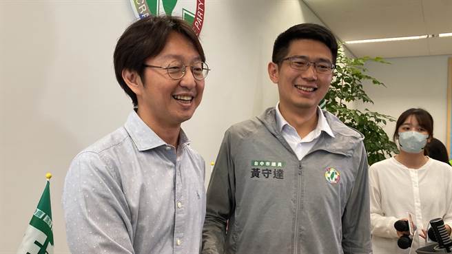 民進黨台中第六選區立委初選結果出爐，由議員江肇國勝出，黃守達則說未來會全力支持。（張亦惠攝）