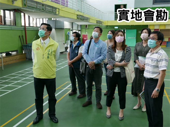 江永昌成功向中央争取重建漳和国中羽球馆经费。（江永昌办公室提供）