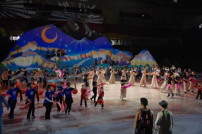 这次全中运开幕典礼开场将演出〈 一曲四月望雨，动人心〉组曲，由大提琴家Arturo柯源盛等音乐家共同演奏。（新竹县府提供／邱立雅竹县传真）