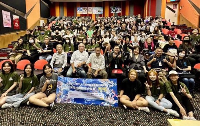 新加坡Ngee Ann Polytechnic校园创意分享会合影。(图／时报奖执委会提供)