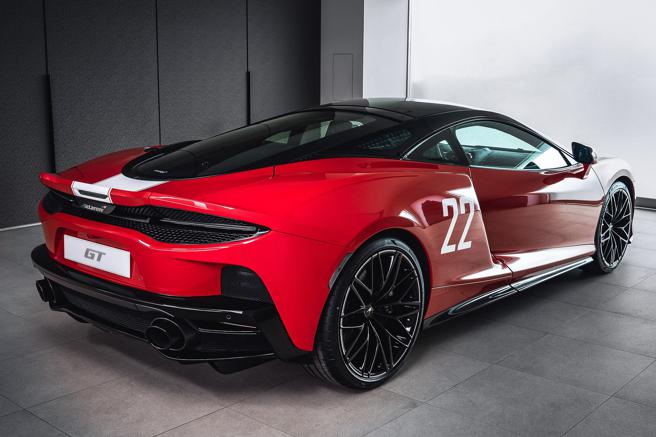 台湾限定復古赛车特仕版McLaren GT车尾。（McLaren Taiwan提供）
