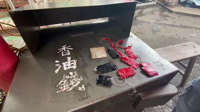 福門宮廟方打開賽錢箱沒看到香油錢，反倒看到偷香油錢的作案工具。（民眾提供／孫英哲彰化傳真）