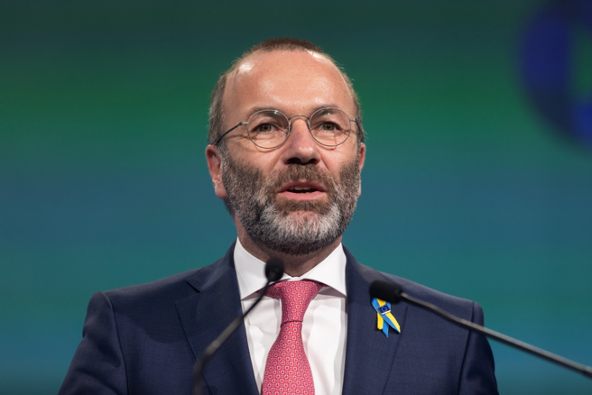 欧洲议会最大党团人民党主席韦柏表示，若中国侵台，欧洲必须对中国实施大规模制裁，儘早让中方明白这点，可阻止台海爆发衝突。（图／shutterstock）