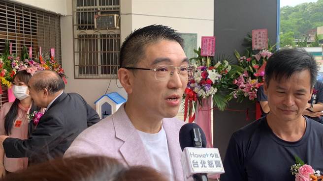 谢国梁表示很遗憾中央透过行程程序操弄撤销公投，会研议后续救济途径再对外报告。（徐佑升摄）