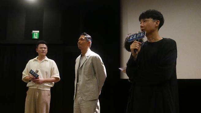 导演松永大司为《爱是自私》来台宣传，约AKIRA一同进行映后座谈。（天马行空提供）