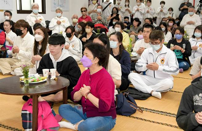 太极门环北道馆27周年馆庆，邀请贵宾静心60秒，匯聚好心善念，实践良心愿行，为地球祈愿，为世界祈福。(馆方提供／蔡依珍桃园传真)