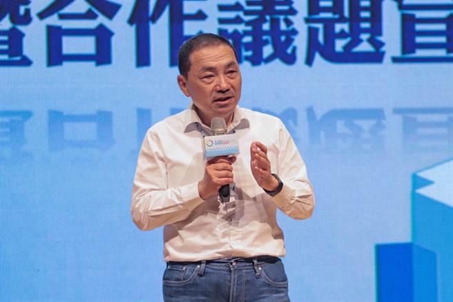 新北市长侯友宜今日主持北台8县市首长会议。（实习记者徐澜摄）
