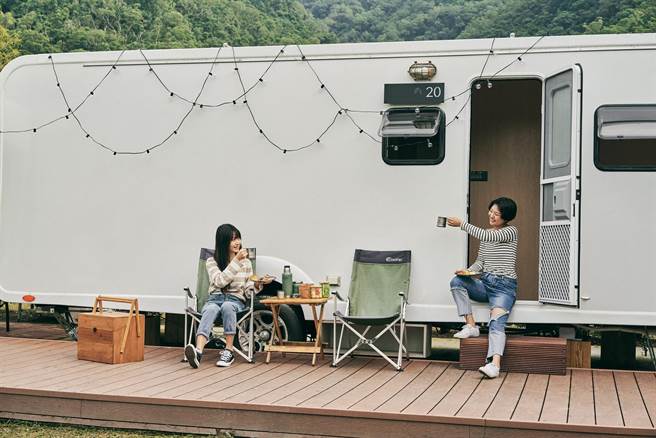 「老爷永续乐活假期」以山林野营支持公益，帮助宜兰在地弱势孩童。（礁溪老爷酒店提供）