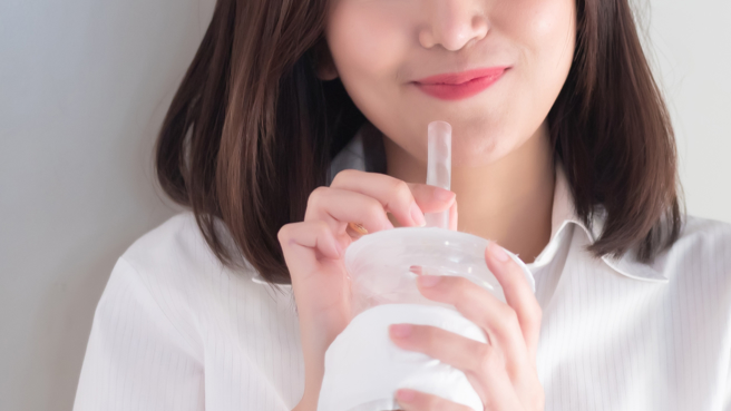 一名网友以前经常到台中一中饮料店买「可乐ㄋㄟㄋㄟ」，大讚口感超好喝。（图／示意图，达志影像）