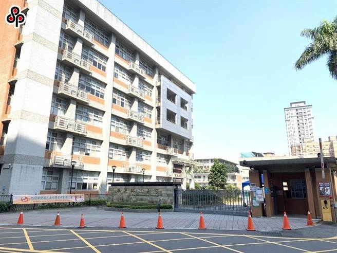 华夏学校财团法人112年4月21日董事会议一致通过国立台湾科技大学与华夏科技大学整併计画书。（报系资料照片）