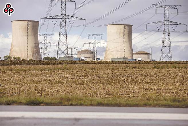 為達2050淨零碳排並兼顧能源供給安全，去年歐洲議會表決通過將天然氣與核能列為綠色能源，列入綠色投資項目。（本報系資料照）