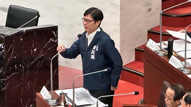 高雄市长陈其迈强调，事先有掌握台积电改为先进制程，至于进度期程尊重投资方。（柯宗纬摄）