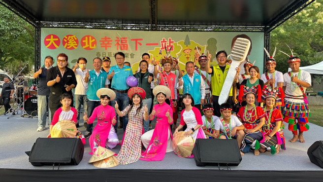 台南市第一选区立法委员郭贞慧参选人，下午3点举办「溪北下一站幸福」音乐会。(戴志扬翻摄)