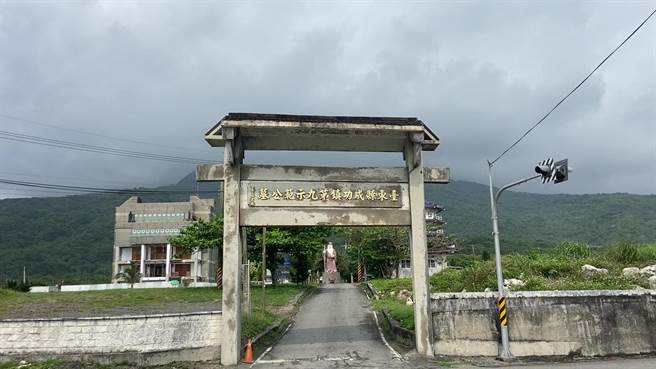 台东县成功镇公墓。（蔡旻妤摄）