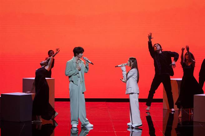 艾薇与马嘉祺合作获好评。《声生不息·宝岛季》提供